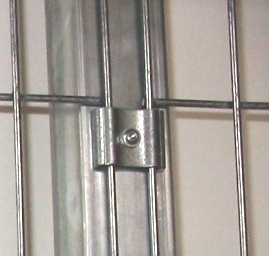 Collier 3D pour poteau carré - zingué