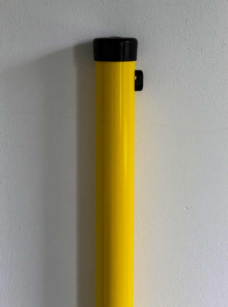 Sloupek poplastovaný černý 38/2100 