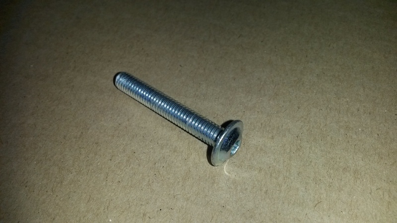 Vis de fixation M6 zinguée