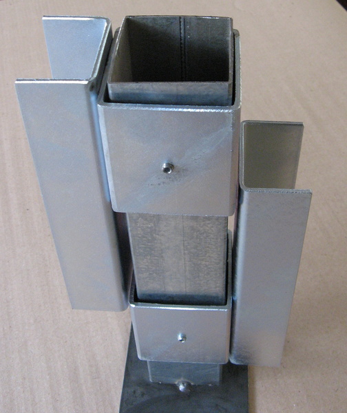 Držák podhrabových desek 3D - jednostranný FeZn